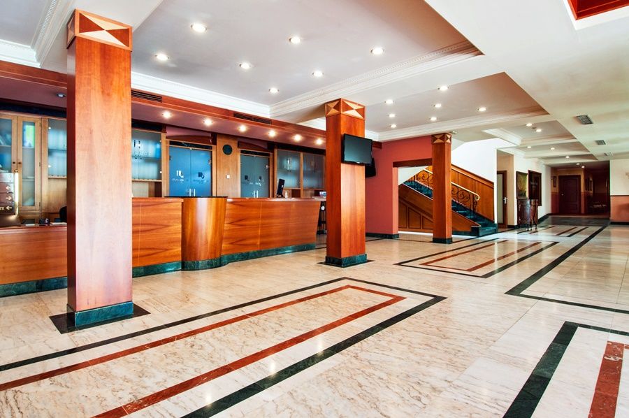 Hotel Del Val - Parking Gratuito Andújar Kültér fotó